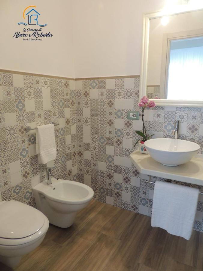 Le Camere Di Libero E Roberta Parghelia Kültér fotó